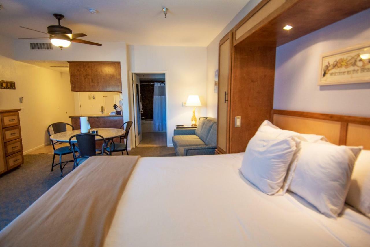 Hilton Vacation Club San Luis Bay Авила Бийч Екстериор снимка