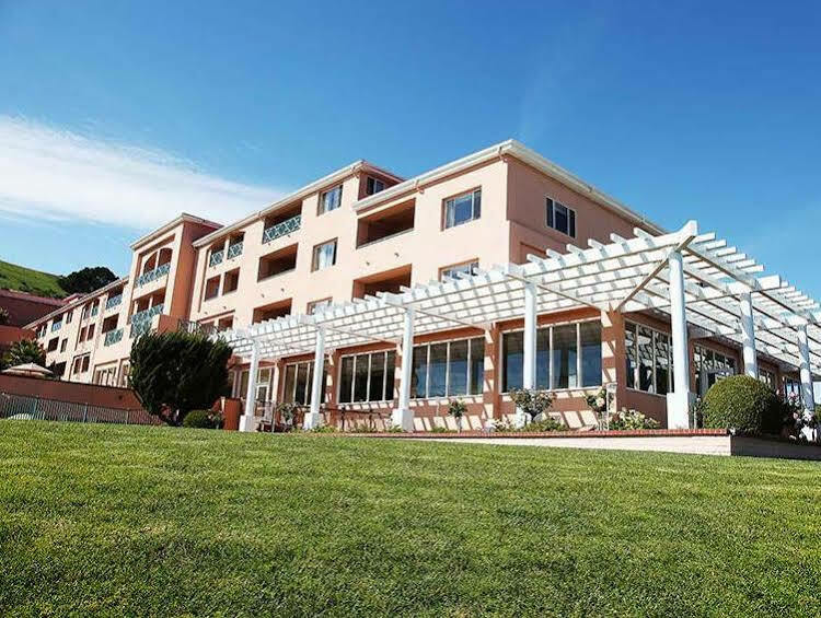 Hilton Vacation Club San Luis Bay Авила Бийч Екстериор снимка